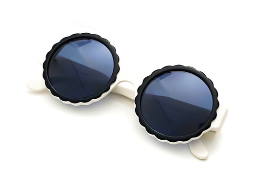 Chanel vintage sunglasses 1990s 03524