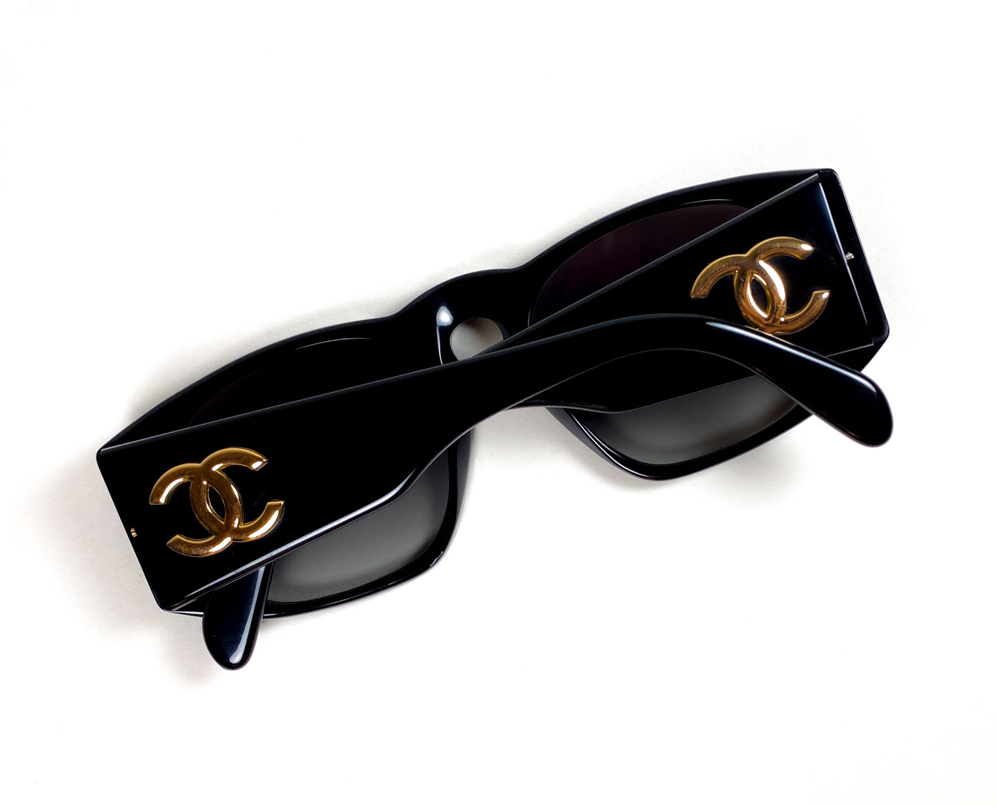 Chanel cc sunglasses