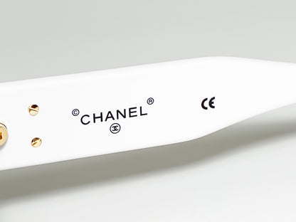 CHANEL white oversize with “CHANEL PARIS” on lenses - 1993